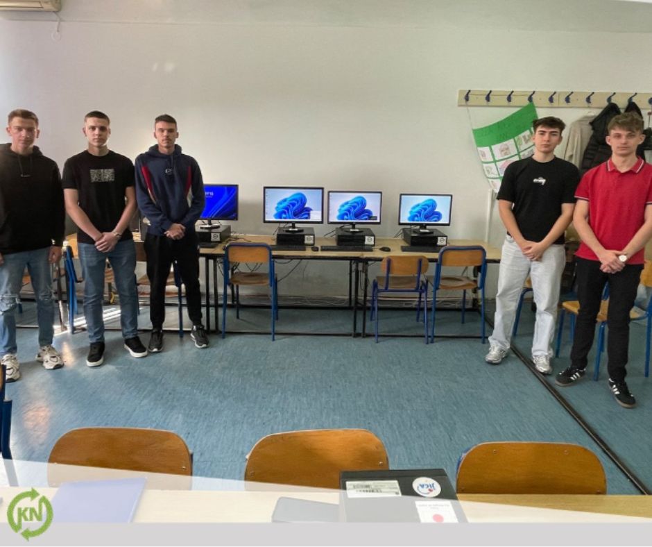 Students' computer lab at Mješovita Srednja Škola Banovići in Bosnia and Herzegovina, equipped by Kompjuteri Nade