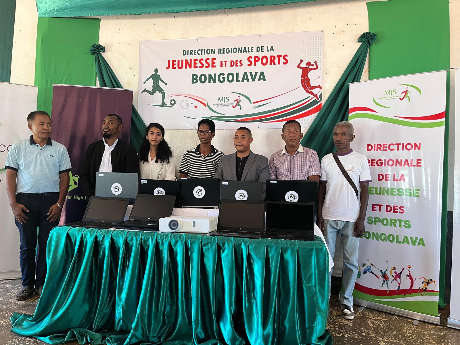 Donated laptops and a projector being handed over to the Regional Directorate of Youth and Sports in Madagascar's Bongolava Region